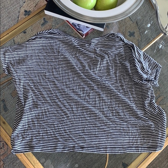 Brandy Melville black and white crop top tee - Picture 7 of 7